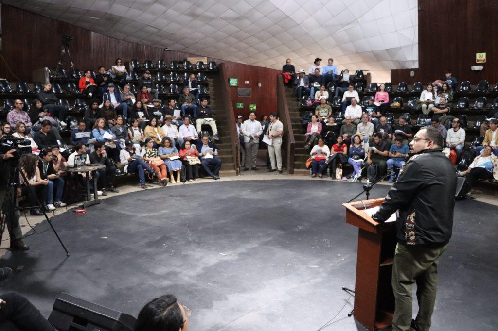 Cierre del taller de reforma a la Ley:  "Yo participo de ley, la cultura también decide" Fernando Cerón.  Foto Marcelo Arellano.